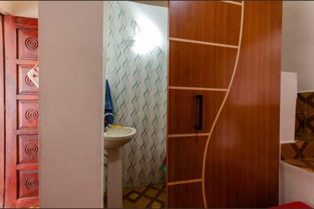 Casa para alugar com 70m², 2 quartos e 1 vaga Casa para alugar com 70m², 2 quartos e 1 vagaLavabo