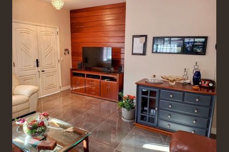 Casa à venda com 3 quartos, 163m² em Piratininga, Niterói