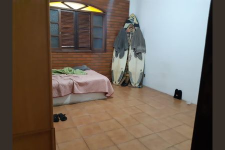 Casa à venda com 4 quartos, 377m² em Itaipu, Niterói