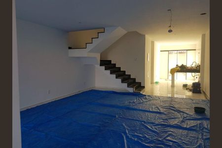 Casa à venda com 4 quartos, 178m² em Piratininga, Niterói