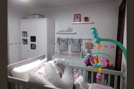 Casa à venda com 6 quartos, 400m² em Piratininga, Niterói