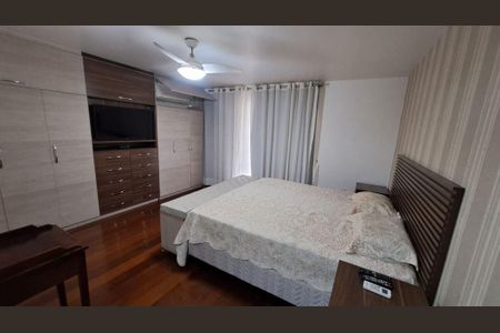 Casa à venda com 4 quartos, 463m² em Piratininga, Niterói