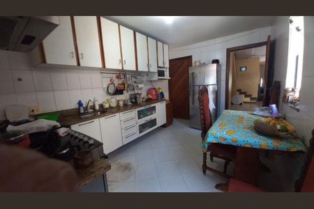 Casa à venda com 3 quartos, 180m² em Cafubá, Niterói
