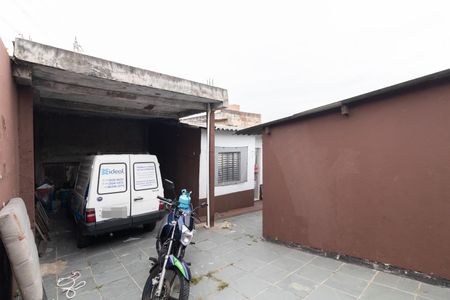 Studio à venda com 600m², 5 quartos e 4 vagasGaragem Casas dos Fundos