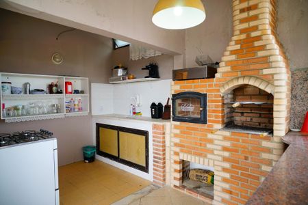 Casa de condomínio à venda com 680m², 3 quartos e 4 vagas Casa de condomínio à venda com 680m², 3 quartos e 4 vagasChurrasqueira