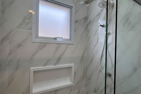 Casa para alugar com 125m², 3 quartos e 2 vagas Casa para alugar com 125m², 3 quartos e 2 vagasBanheiro Social