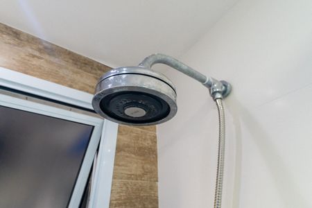 Apartamento à venda com 90m², 3 quartos e 2 vagas Apartamento à venda com 90m², 3 quartos e 2 vagasBanheiro da Suíte Detalhe