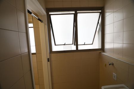 Apartamento para alugar com 45m², 1 quarto e 1 vagaÁrea de Serviço