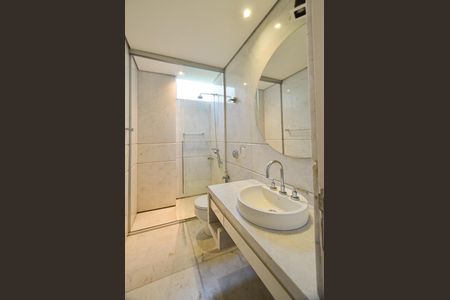 Apartamento para alugar com 410m², 5 quartos e 3 vagasBanheiro Suíte 2