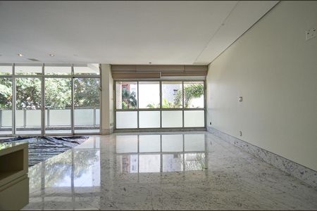 Apartamento para alugar com 410m², 5 quartos e 3 vagasSala de Estar