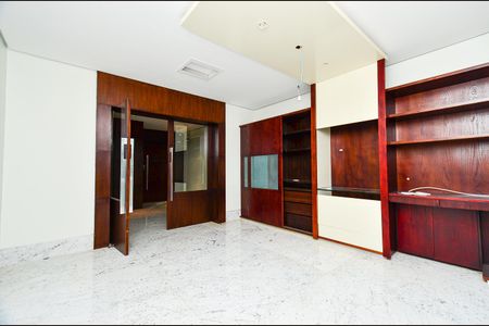 Apartamento para alugar com 410m², 5 quartos e 3 vagasEscritório