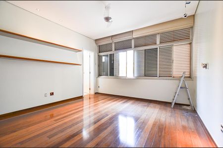 Apartamento para alugar com 410m², 5 quartos e 3 vagasSuíte 1