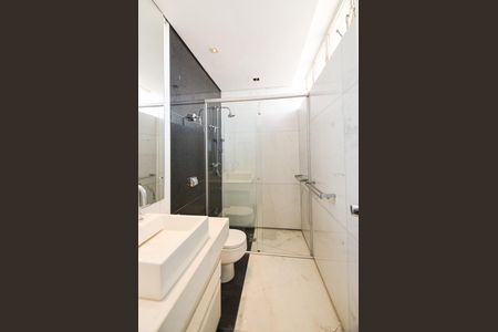 Apartamento para alugar com 410m², 5 quartos e 3 vagasBanheiro Suíte 1