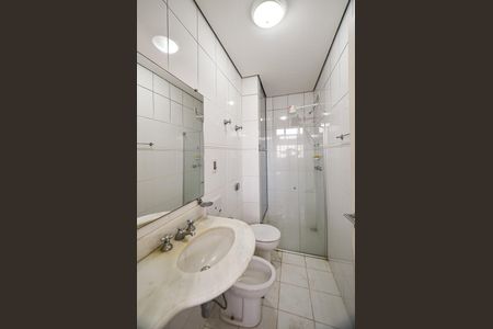 Apartamento para alugar com 410m², 5 quartos e 3 vagasBanheiro de serviço