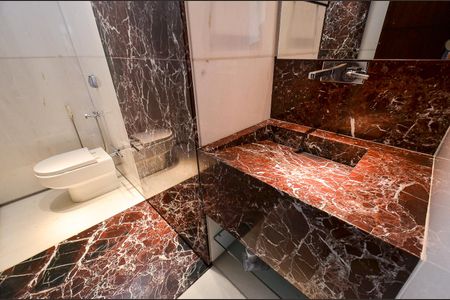 Apartamento para alugar com 410m², 5 quartos e 3 vagasLavabo