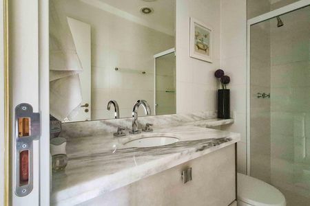 Apartamento para alugar com 42m², 1 quarto e 1 vagaBanheiro