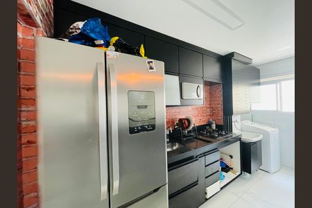 Cozinha de apartamento à venda com 2 quartos, 64m² em Jardim Flor da Montanha, Guarulhos