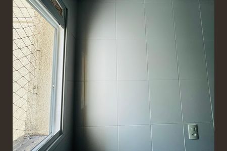 Área de Serviço de apartamento à venda com 2 quartos, 64m² em Jardim Flor da Montanha, Guarulhos
