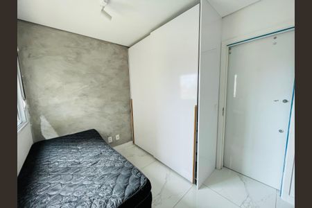 Quarto 1 de apartamento à venda com 2 quartos, 64m² em Jardim Flor da Montanha, Guarulhos