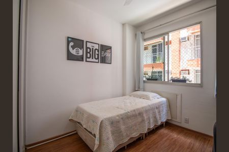 Apartamento à venda com 68m², 3 quartos e 1 vagaQuarto 2