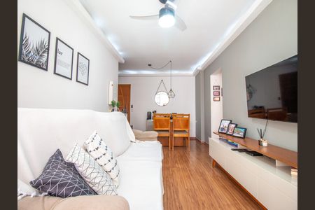Apartamento à venda com 68m², 3 quartos e 1 vagaSala