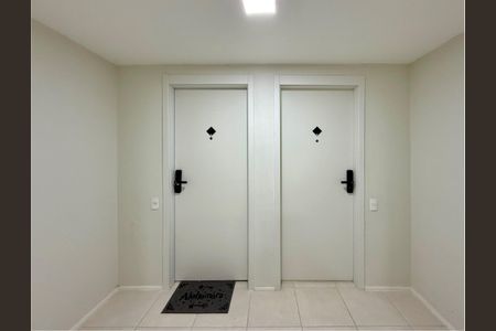 Apartamento à venda com 44m², 2 quartos e 1 vagaHall Apartamento 