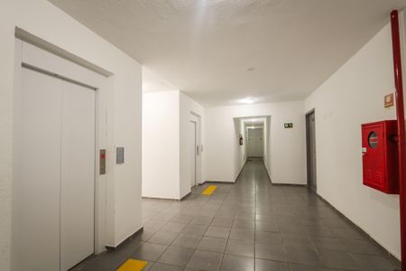 Apartamento à venda com 42m², 2 quartos e sem vagaHall Social