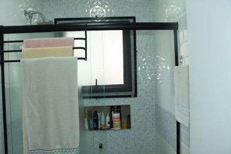 Casa de condomínio para alugar com 177m², 2 quartos e 2 vagasBanheiro da Suíte