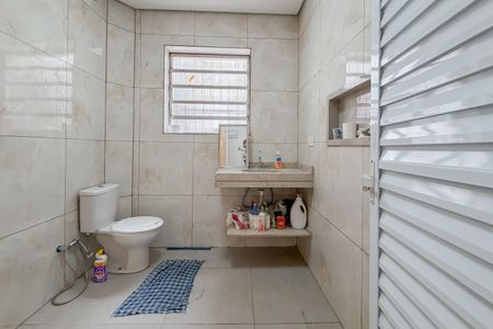 Casa para alugar com 90m², 3 quartos e sem vagaBanheiro