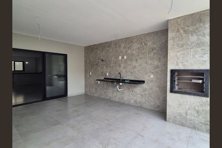 Casa de condomínio à venda com 169m², 3 quartos e 2 vagasVaranda gourmet 