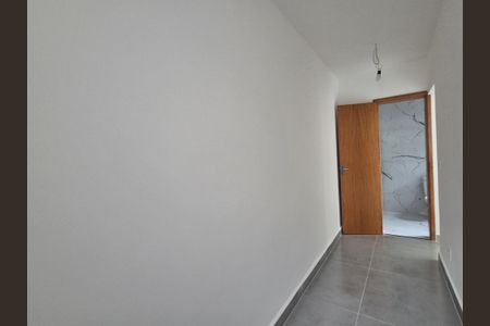 Casa de condomínio à venda com 169m², 3 quartos e 2 vagasCloset suíte 1