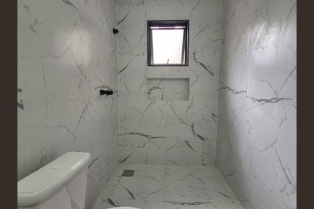 Casa de condomínio à venda com 169m², 3 quartos e 2 vagasBanheiro suite 1