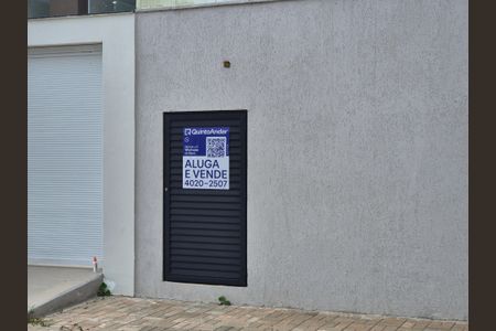 Casa de condomínio à venda com 169m², 3 quartos e 2 vagasPlaca