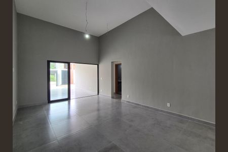 Sala  de casa de condomínio à venda com 3 quartos, 169m² em Vargem Pequena, Rio de Janeiro