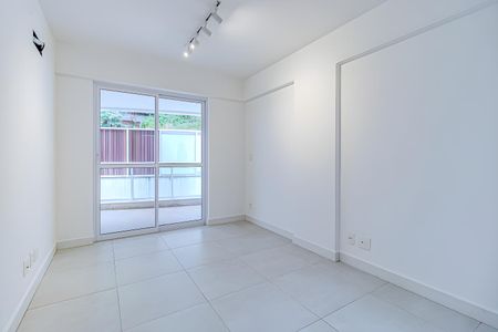 Sala de apartamento à venda com 3 quartos, 108m² em Lagoa, Rio de Janeiro