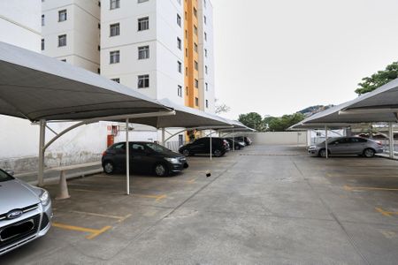 Apartamento à venda com 80m², 3 quartos e 1 vaga Apartamento à venda com 80m², 3 quartos e 1 vagaGaragem