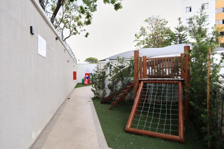 Apartamento à venda com 80m², 3 quartos e 1 vaga Apartamento à venda com 80m², 3 quartos e 1 vagaÁrea comum - Playground