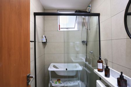 Apartamento à venda com 80m², 3 quartos e 1 vaga Apartamento à venda com 80m², 3 quartos e 1 vagaBanheiro