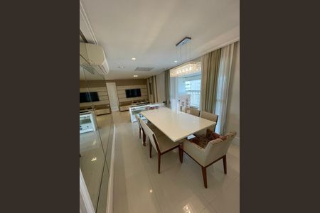 Apartamento à venda com 2 quartos, 126m² em Vila Firmiano Pinto, São Paulo