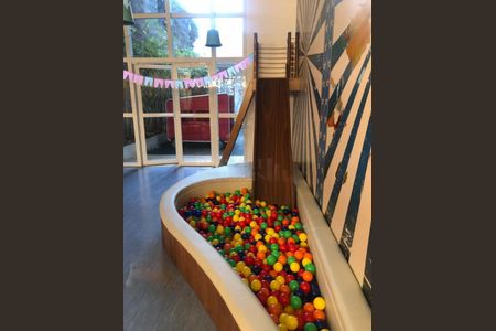 Apartamento à venda com 254m², 4 quartos e 4 vagas