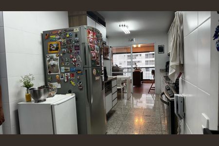 Apartamento à venda com 192m², 3 quartos e 3 vagas