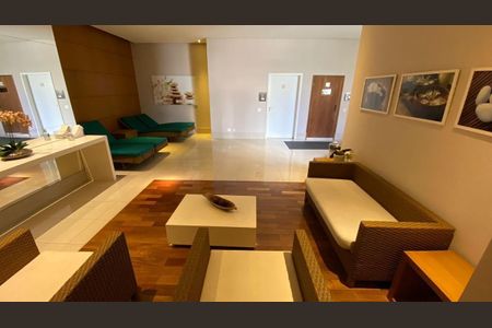 Apartamento à venda com 3 quartos, 192m² em Aclimação, São Paulo