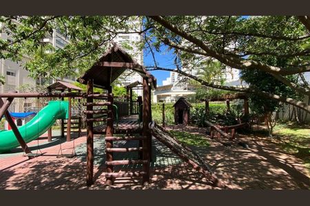 Apartamento à venda com 192m², 3 quartos e 3 vagas