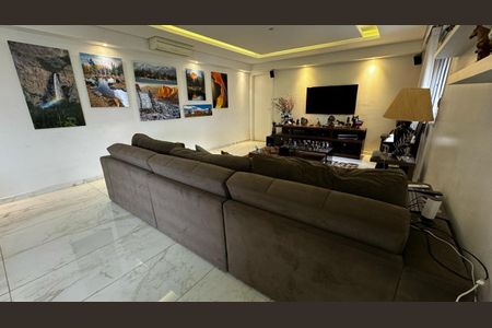 Apartamento à venda com 3 quartos, 192m² em Aclimação, São Paulo