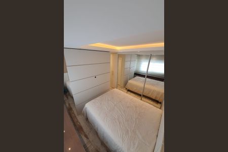 Apartamento à venda com 2 quartos, 76m² em Aclimação, São Paulo