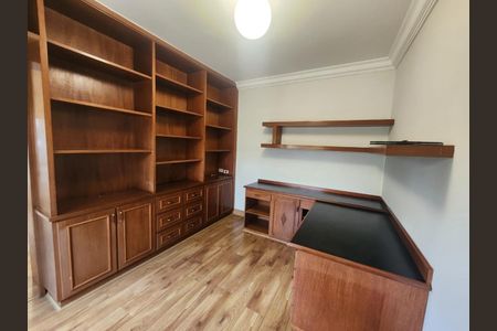 Apartamento à venda com 3 quartos, 168m² em Vila Clementino, São Paulo