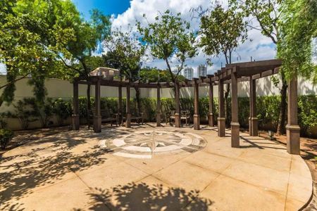 Apartamento à venda com 266m², 4 quartos e 4 vagas