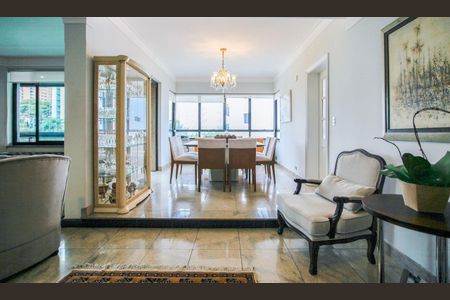 Apartamento à venda com 330m², 5 quartos e 4 vagas