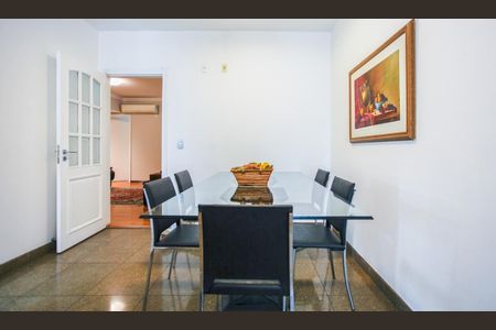 Apartamento à venda com 330m², 5 quartos e 4 vagas