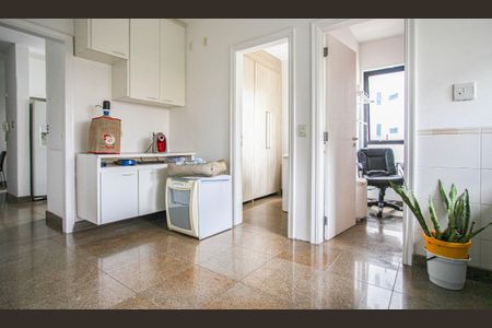 Apartamento à venda com 330m², 5 quartos e 4 vagas